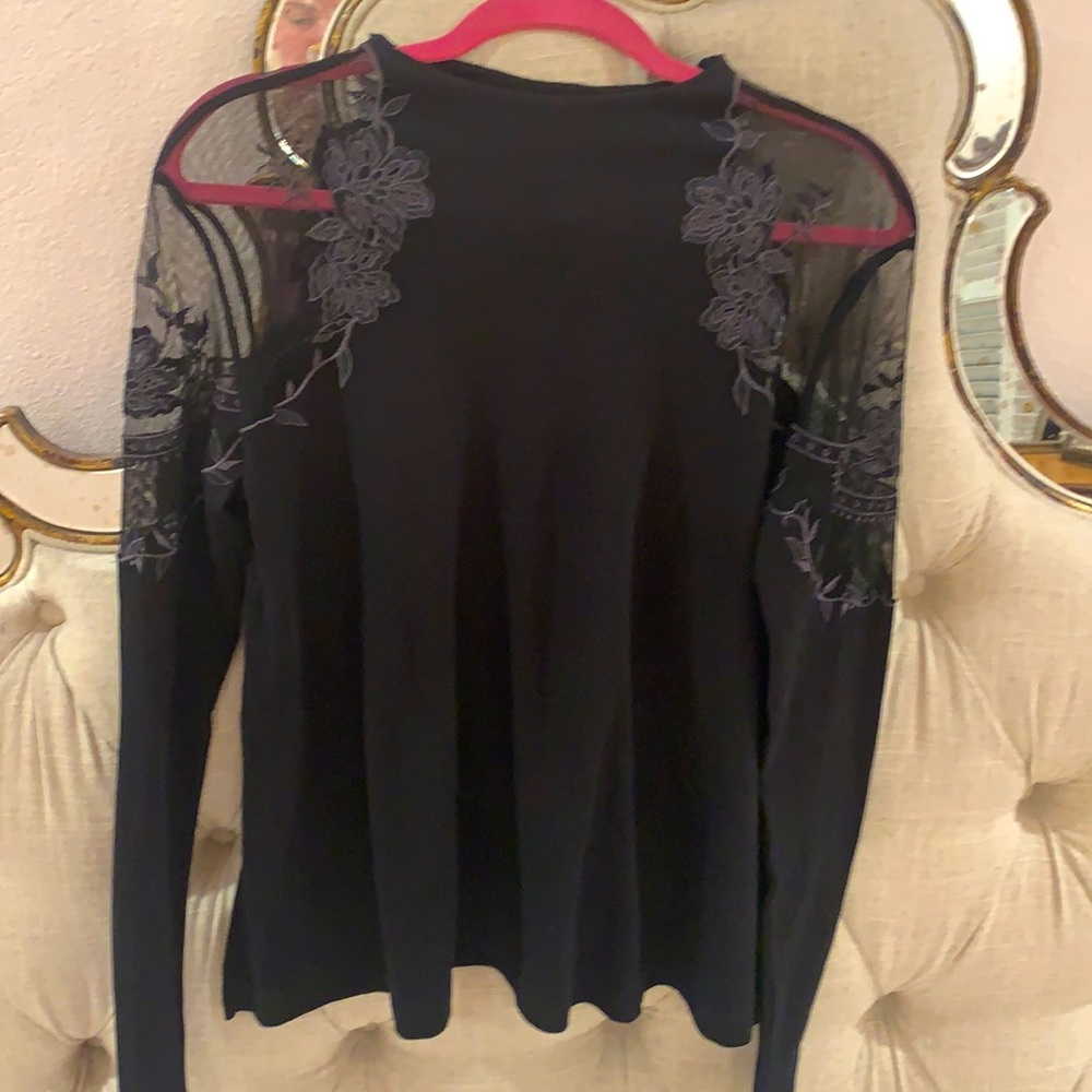 FREE PEOPLE BLACK SWEATER